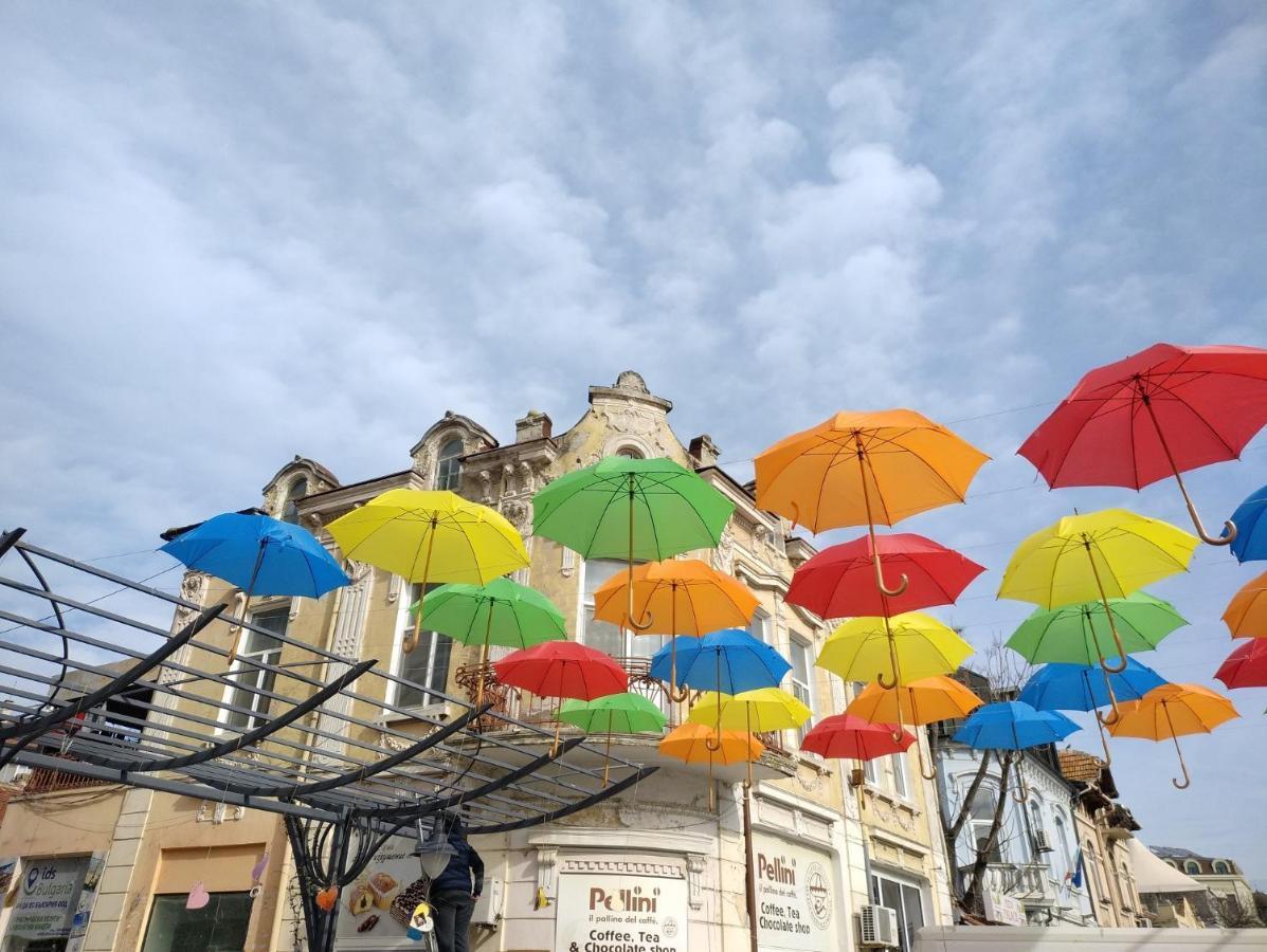 Funny-Gunny Room To The Sea Garden Burgas City Exterior foto